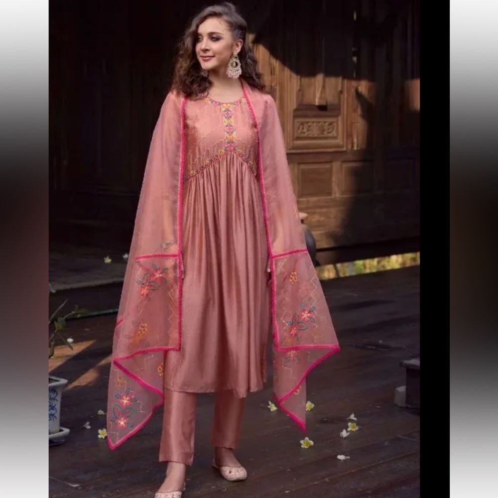 Alia cut kurti set